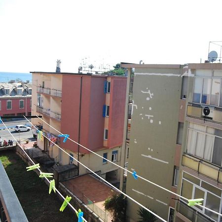 Orizzonte Sul Mare Apartment Savona Bagian luar foto